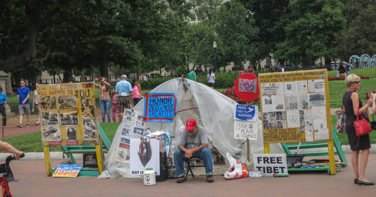 White House Tent | Russwurm
